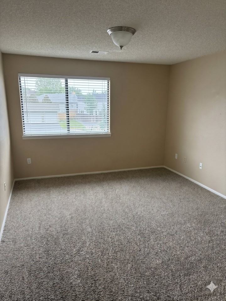 4351 S Andes Way - Photo 7 of 18