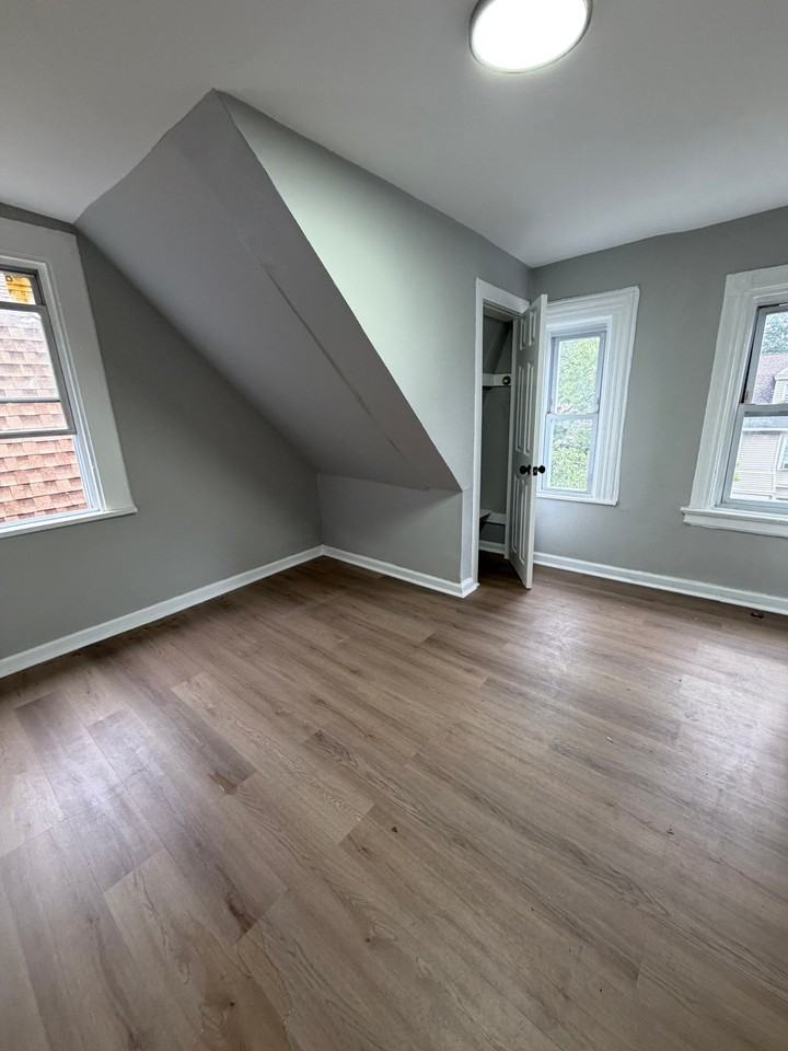 19 N 18th St #3 - Photo 3 of 5