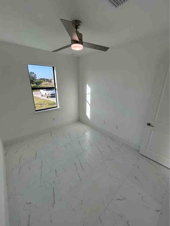179/177 Pennfield St - Photo 2 of 11