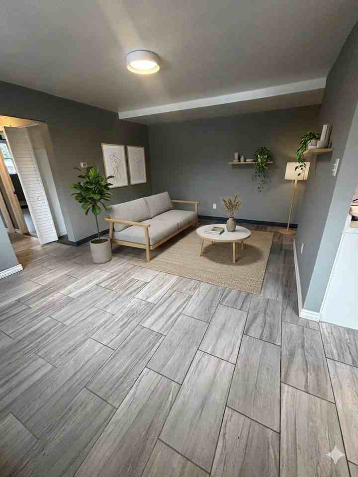 714 Broadway #D5 - Photo 2 of 7