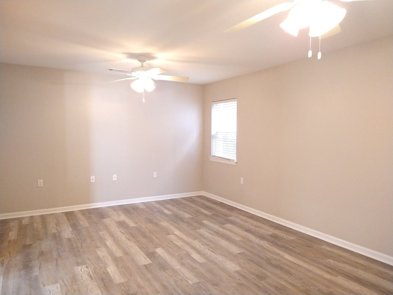 6256 Bellaire Dr #6254 - Photo 2 of 14