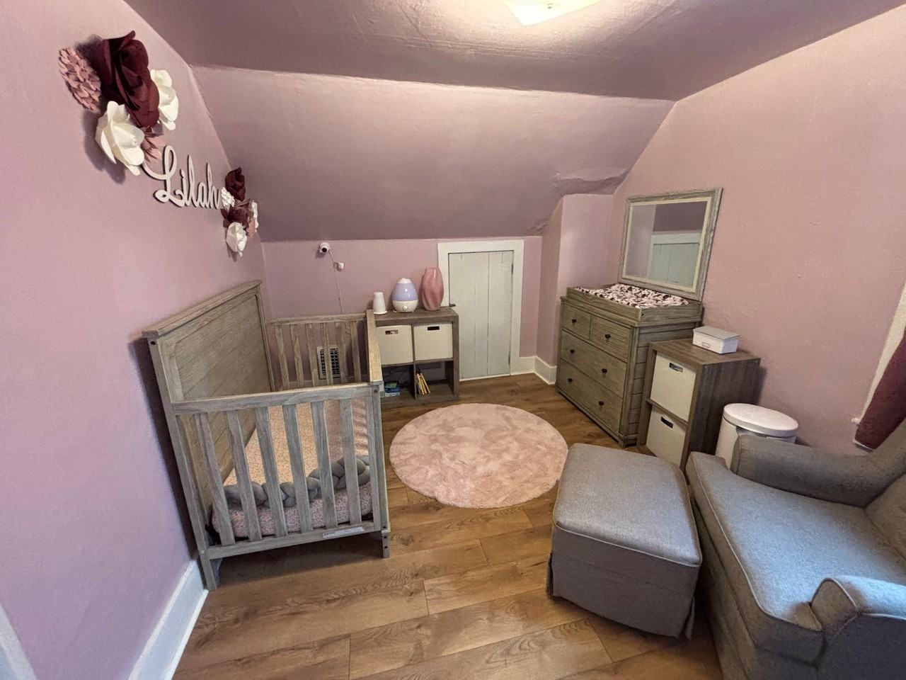 405 Washington St - Photo 2 of 17