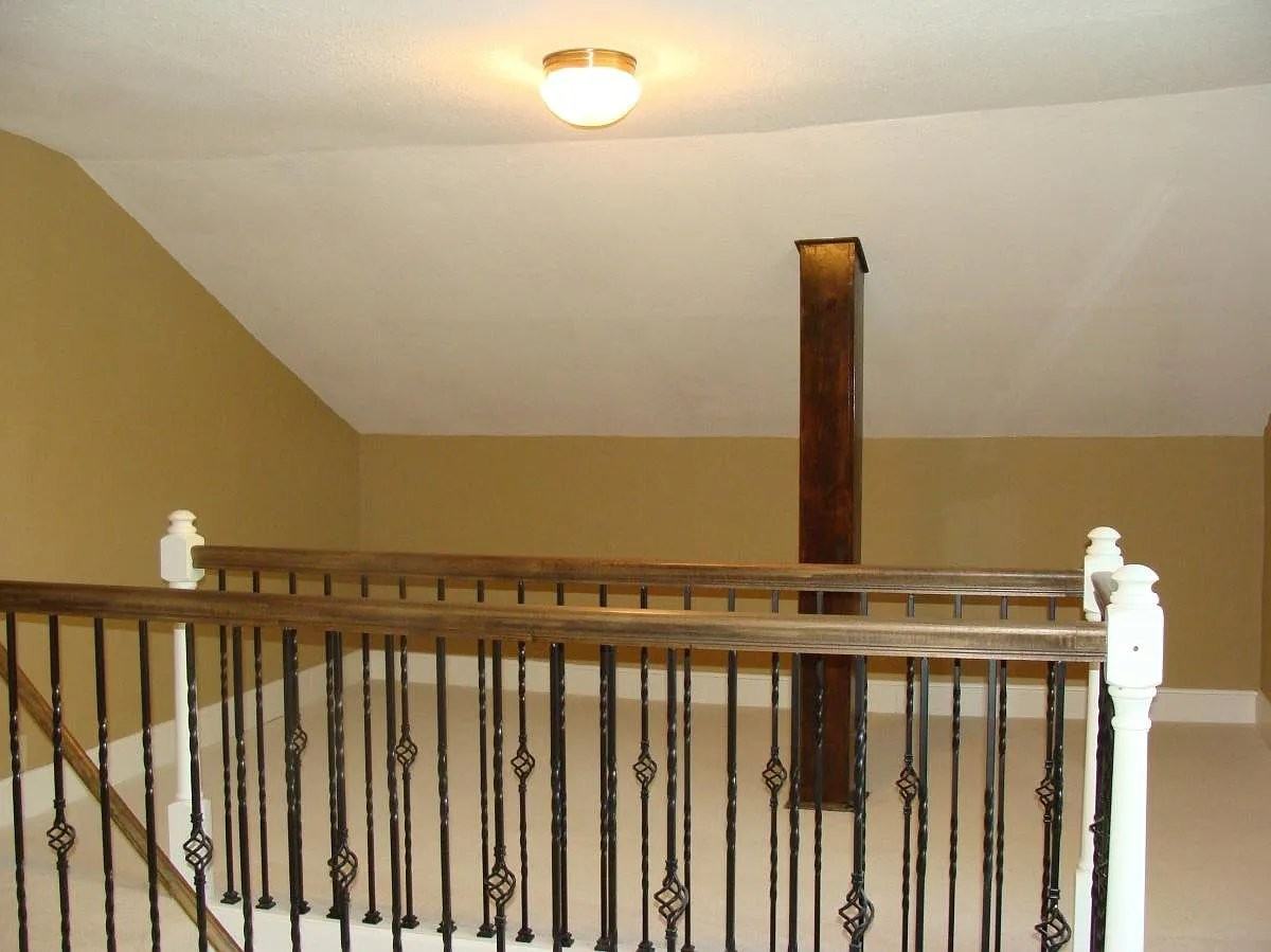 11408 Winnetka Ave N - Photo 4 of 4