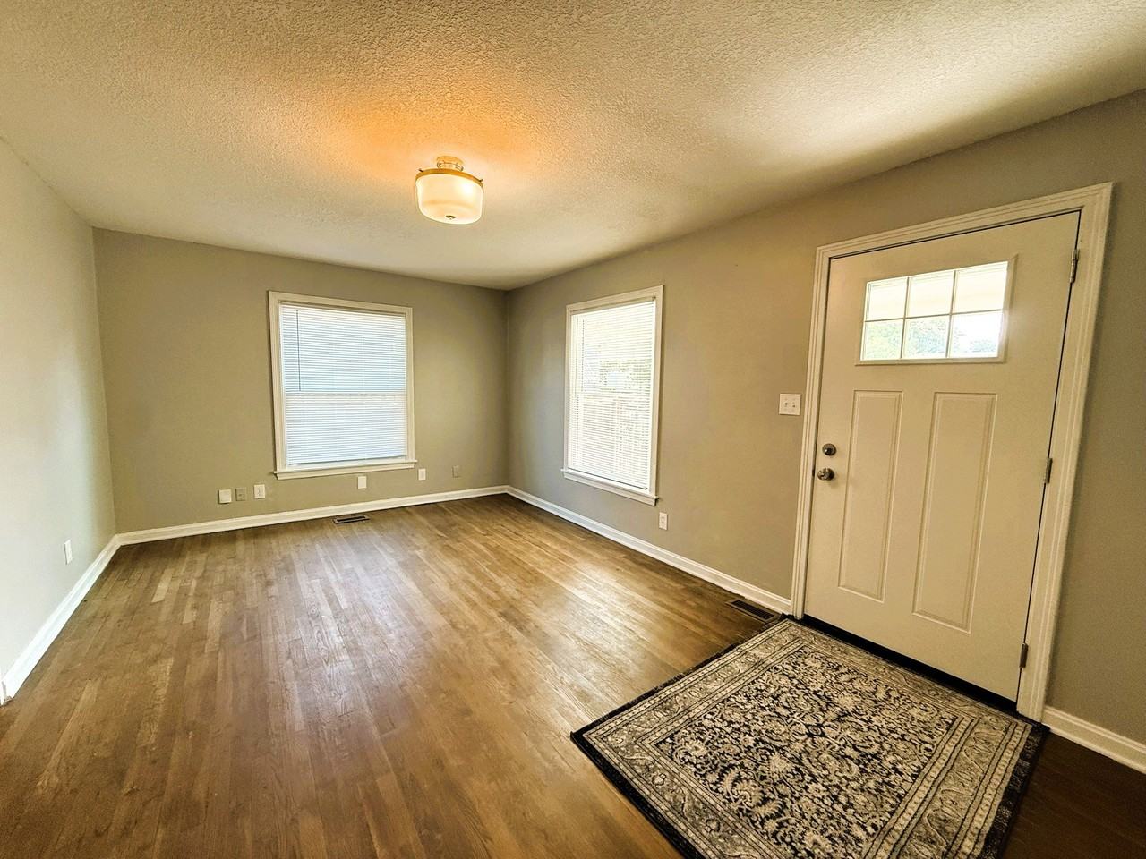 2037 S Laura Ave - Photo 2 of 17