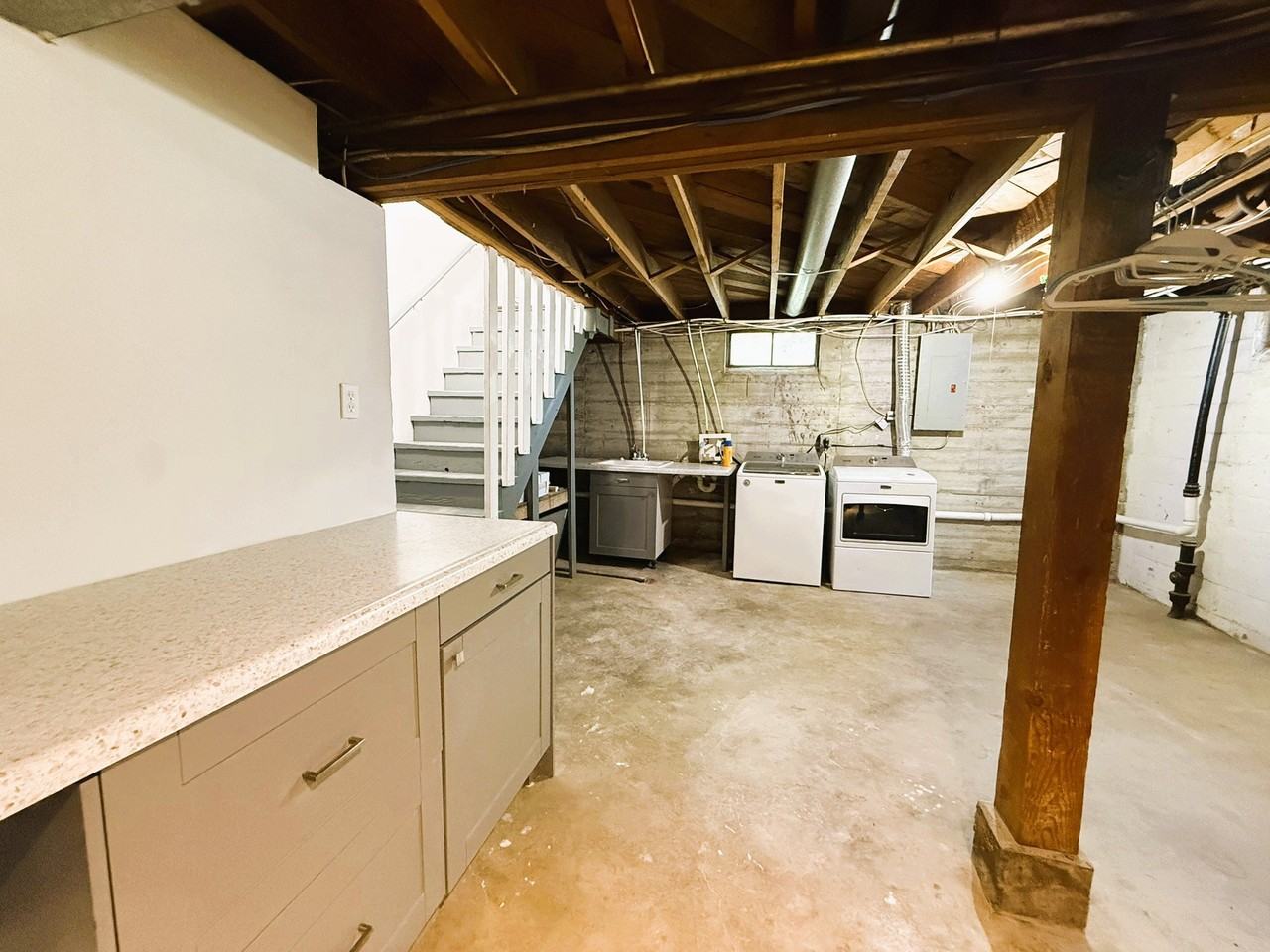 2037 S Laura Ave - Photo 7 of 17
