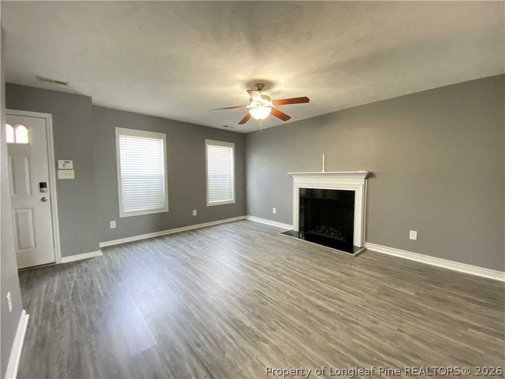 117 Scranton Ct - Photo 2 of 21