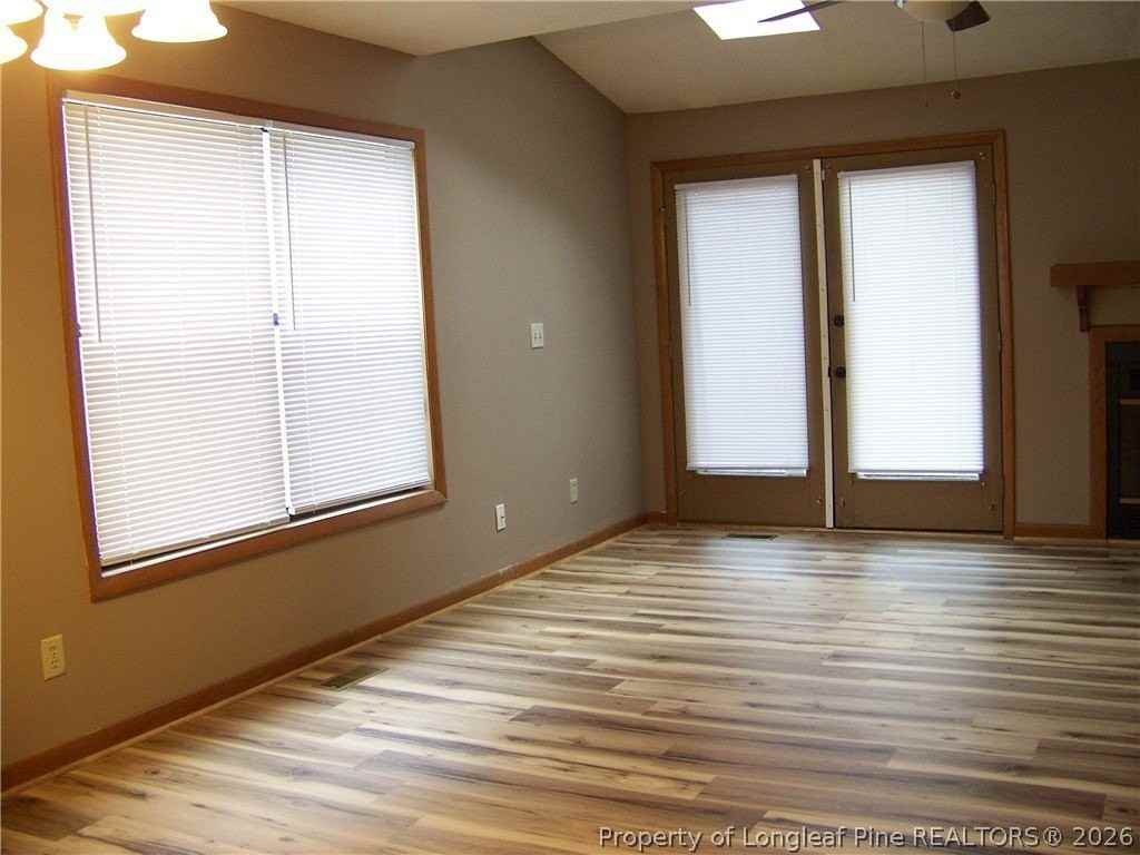 1198 Windham Ct - Photo 5 of 17