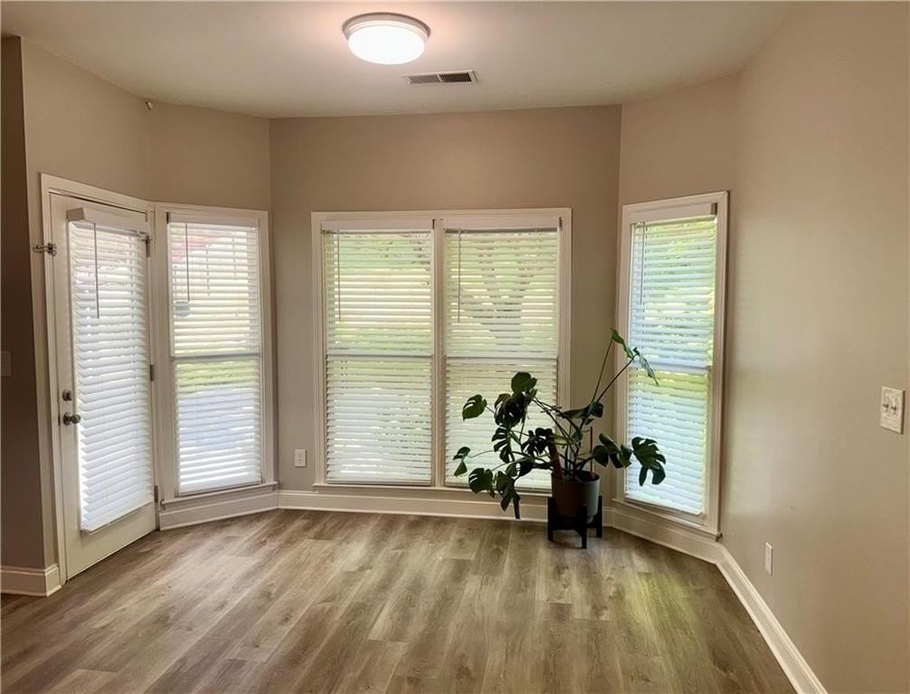 2887 Montview Dr Sw - Photo 6 of 23