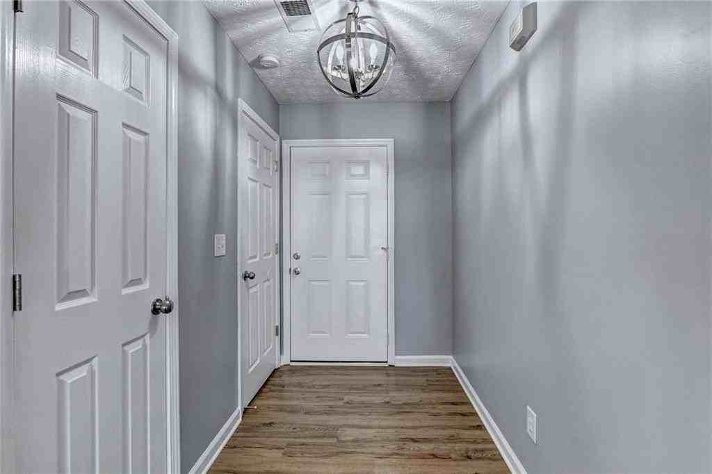 5867 Tattersall Ter - Photo 3 of 33