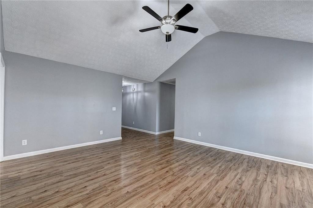5867 Tattersall Ter - Photo 6 of 33