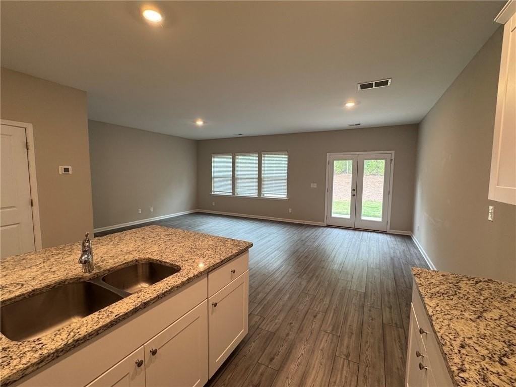 6012 Harbor Landing Dr - Photo 4 of 12