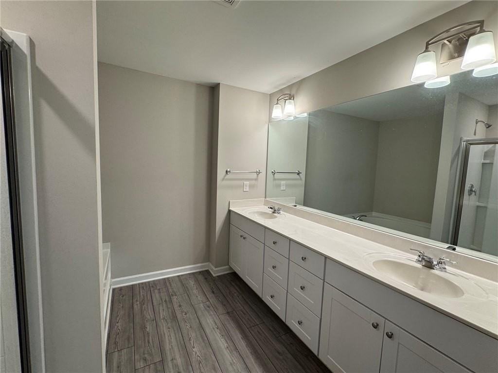 6012 Harbor Landing Dr - Photo 5 of 12