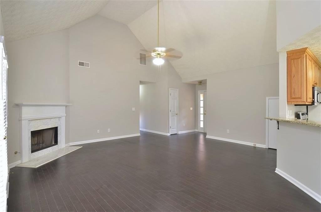 2865 Cressington Bnd Nw - Photo 5 of 27