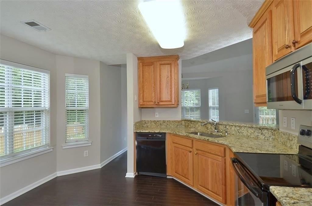 2865 Cressington Bnd Nw - Photo 7 of 27