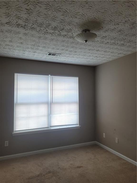 748 Georgetown Ct - Photo 3 of 14