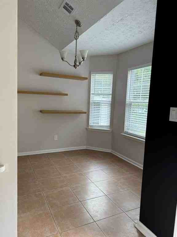 907 Keldron Ct - Photo 6 of 19