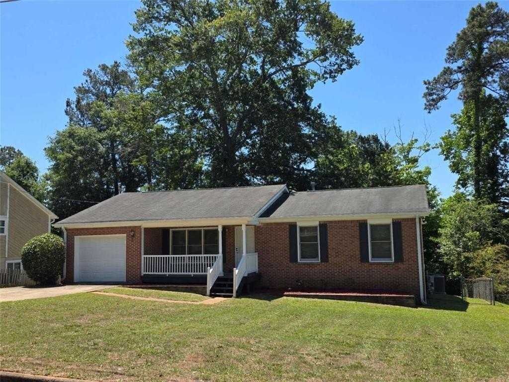 1695 Underwood Dr Se - Photo 2 of 18