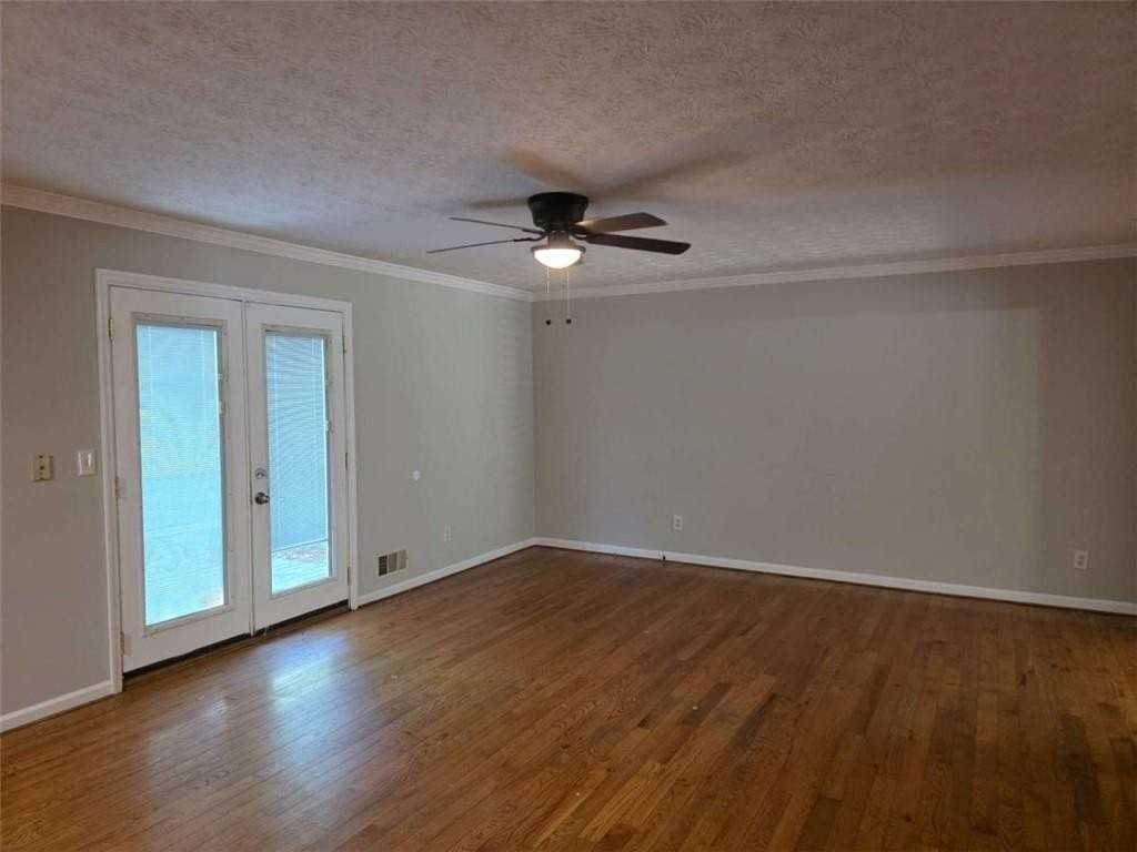 1695 Underwood Dr Se - Photo 5 of 18