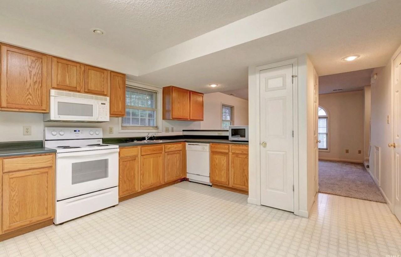 894 E Sherwood Hills Dr #1 - Photo 5 of 20
