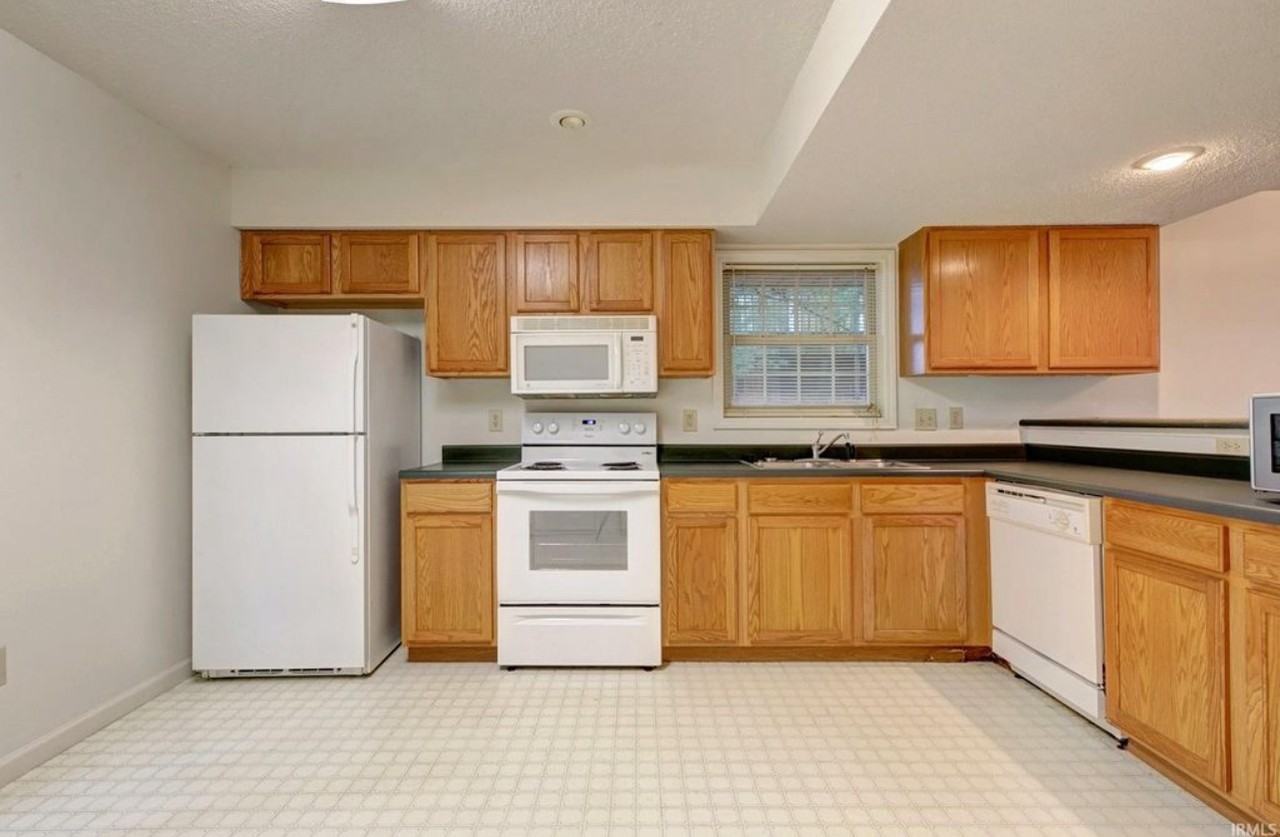 894 E Sherwood Hills Dr #1 - Photo 6 of 20