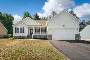 featured image of 3867 Perthshire Ln #1