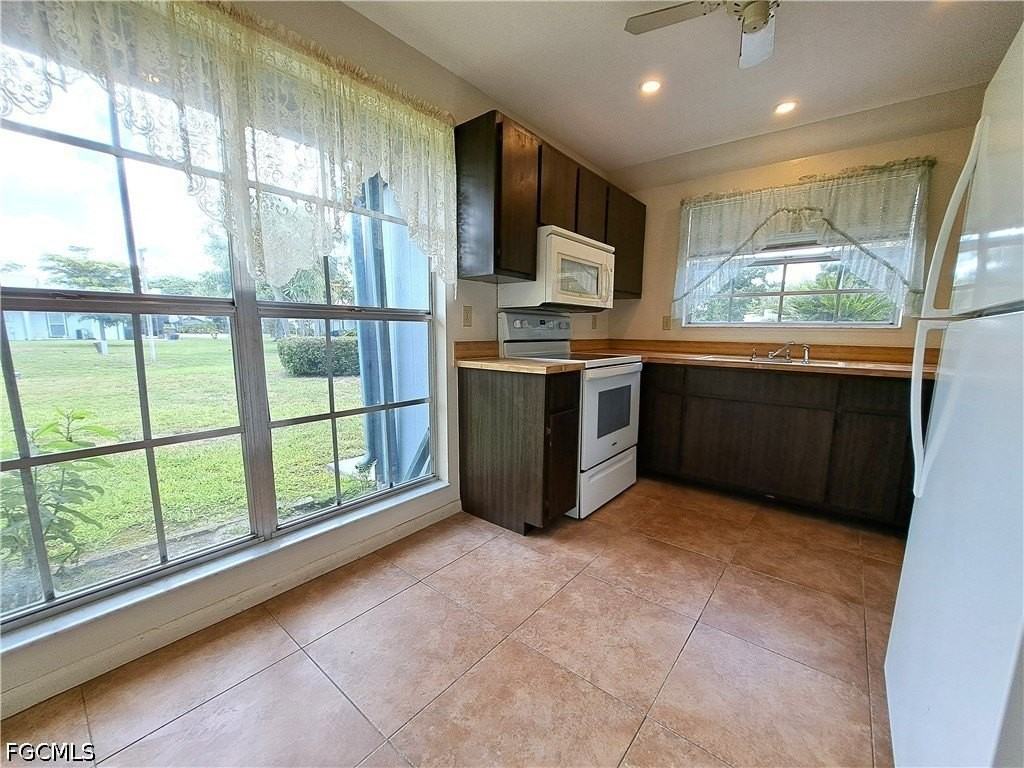 10525 Putnam Ct - Photo 7 of 23