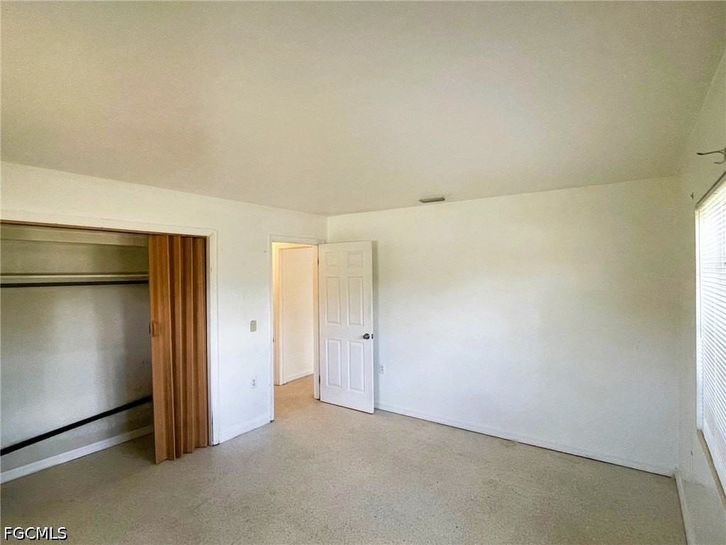 1916 Flamingo Dr - Photo 5 of 7