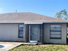 610 Se 10th St #A - Photo 1 of 1