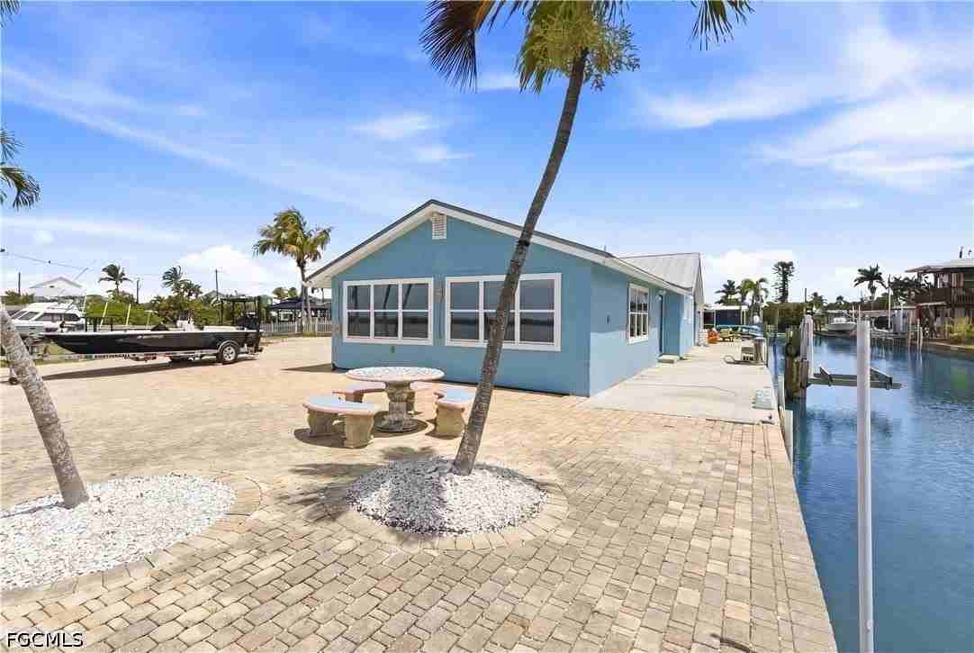 2669 Coco Plum Dr - Photo 2 of 45