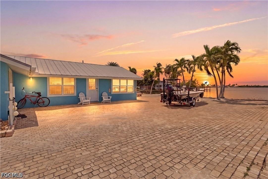 2669 Coco Plum Dr - Photo 4 of 45