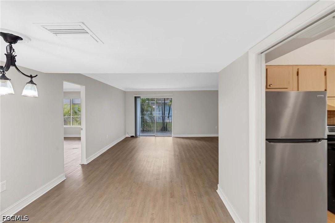 1830 Maravilla Ave #806 - Photo 7 of 35