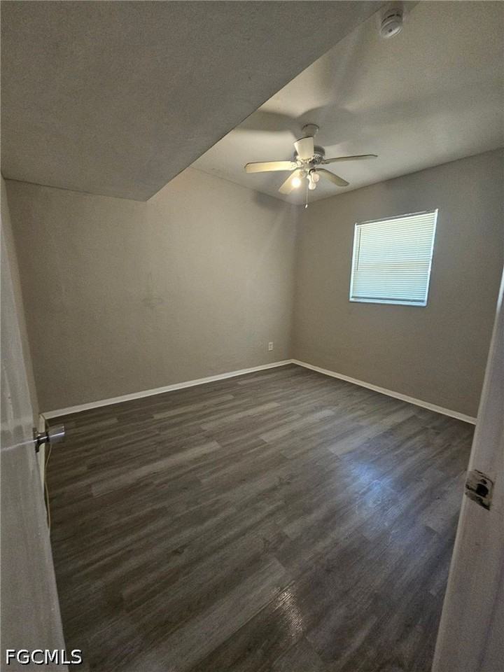 3022 Guava St - Photo 7 of 8