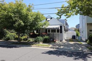 featured image of 3 N Delavan Ave