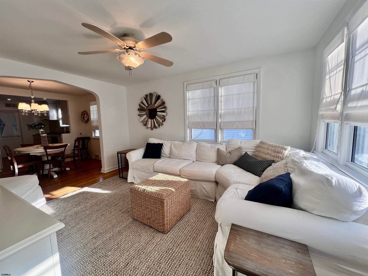3 N Delavan Ave - Photo 3 of 29