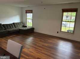 featured image of 20 Woodvale Dr