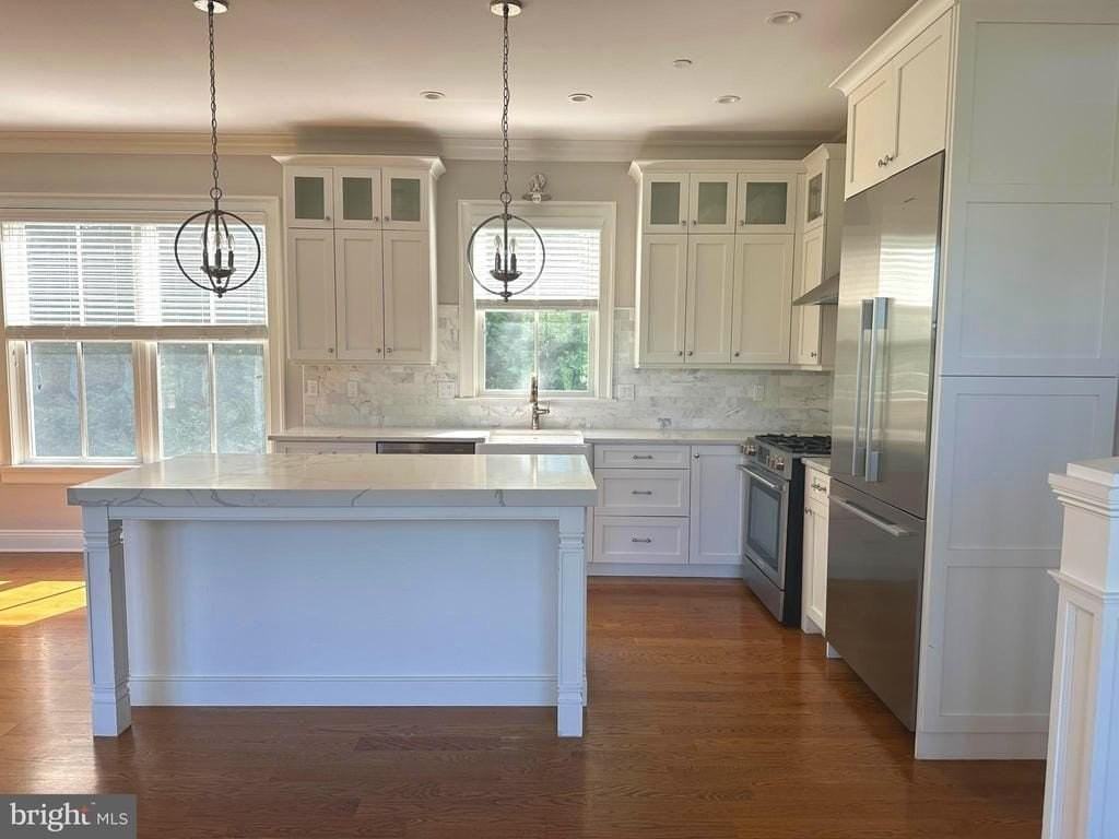 200 W Wayne Ave #5 - Photo 3 of 16
