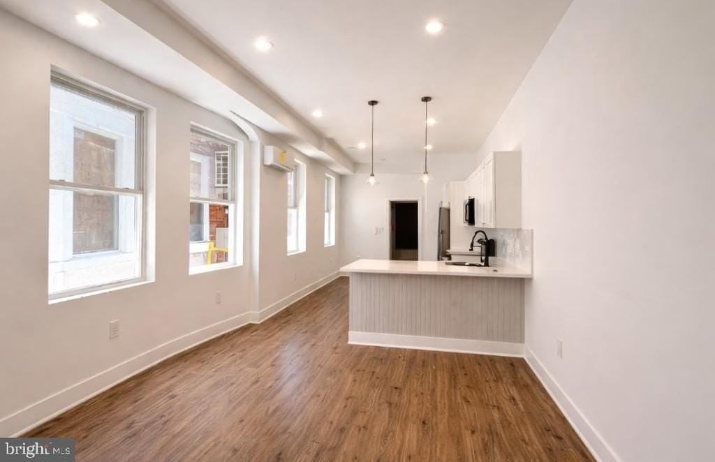 1240 W Allegheny Ave #1 - Photo 2 of 9