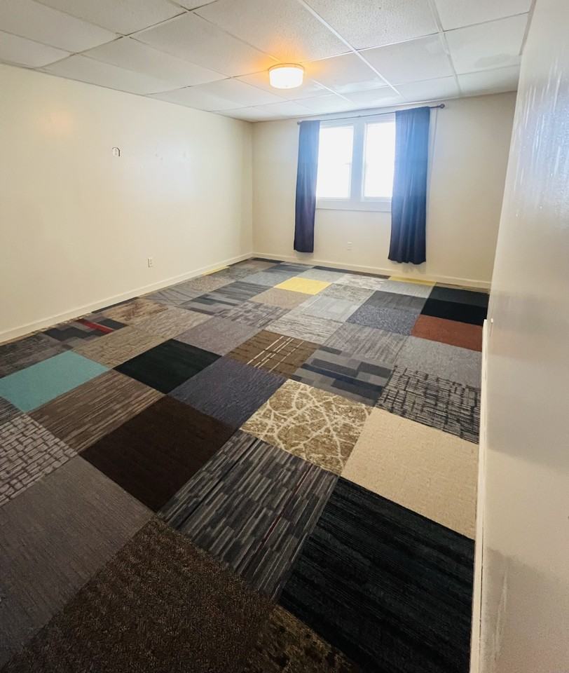 311 N West St #3 - Photo 3 of 10