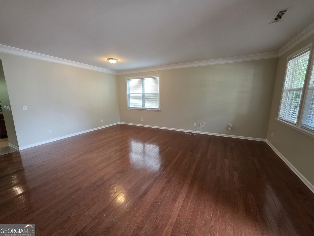 46 Brookview Dr - Photo 3 of 27
