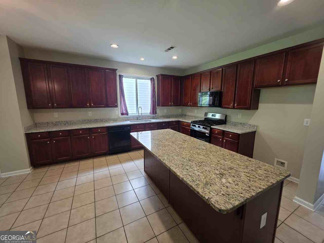 46 Brookview Dr - Photo 6 of 27