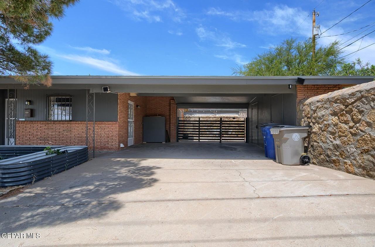 2927 Harrison Ave - Photo 7 of 34