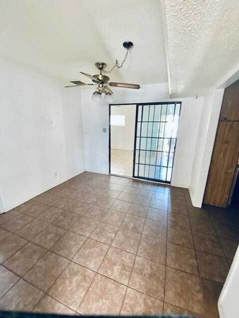 9406 Montgomery Dr - Photo 6 of 20