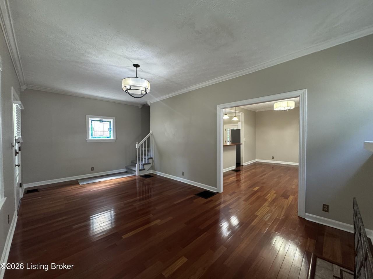 236 Kennedy Ave - Photo 6 of 29