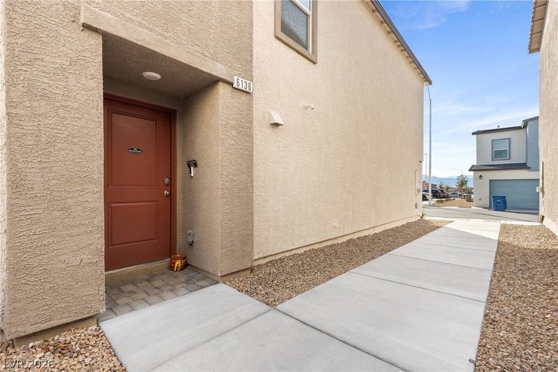 6136 Lily Garden St - Photo 3 of 38