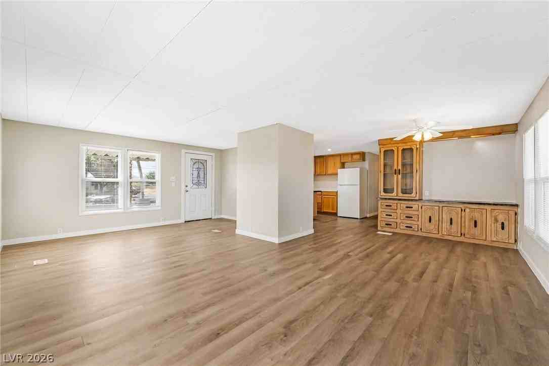 2847 Mammoth Ct - Photo 2 of 37