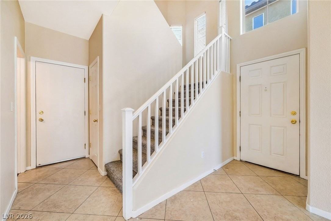 8104 Caspian Moon Dr - Photo 4 of 36