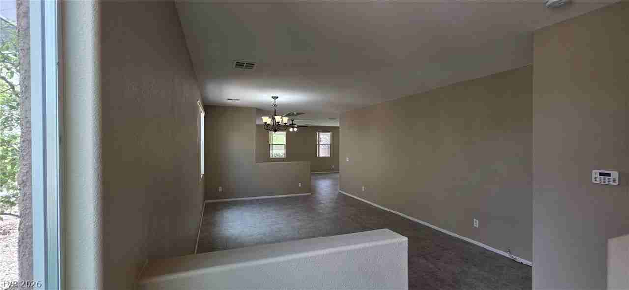 3358 Hillside Garden Dr - Photo 2 of 44