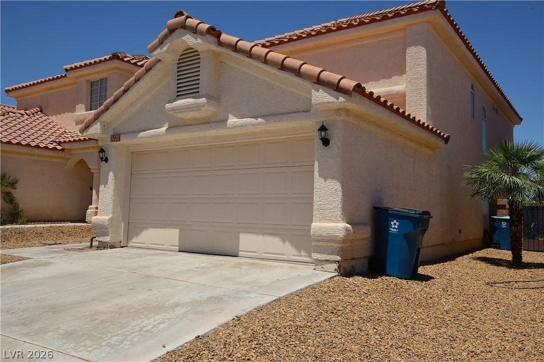8220 Maplestar Rd - Photo 3 of 29