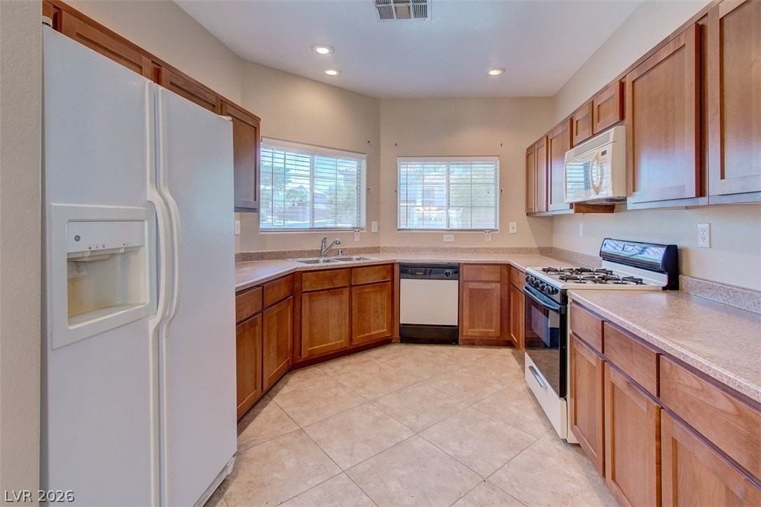2288 Bull Lake Dr - Photo 6 of 30