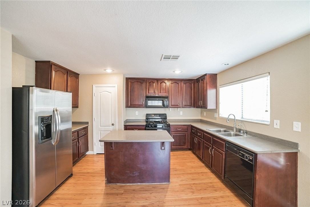 7224 Nook Crest Ct - Photo 5 of 16